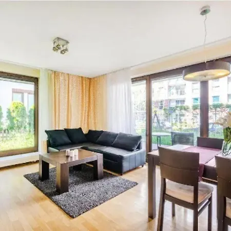 アパート Urban Nest & Szafarnia 7 I 8 グダニスク