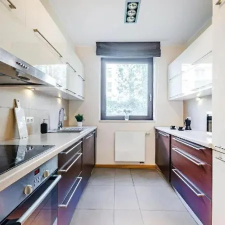 Urban Nest & Szafarnia 7 I 8 Apartment *
